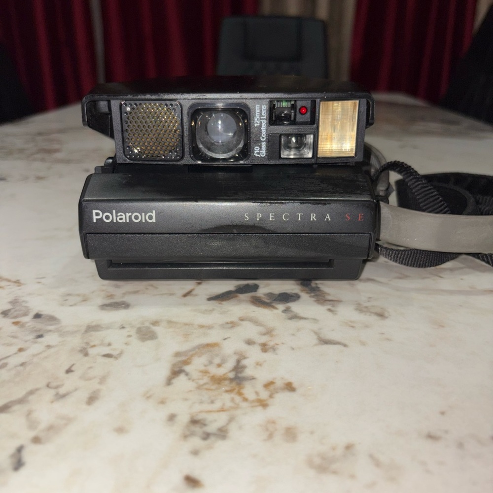 Polaroid Spectra SE Instant Camera - Classic Black